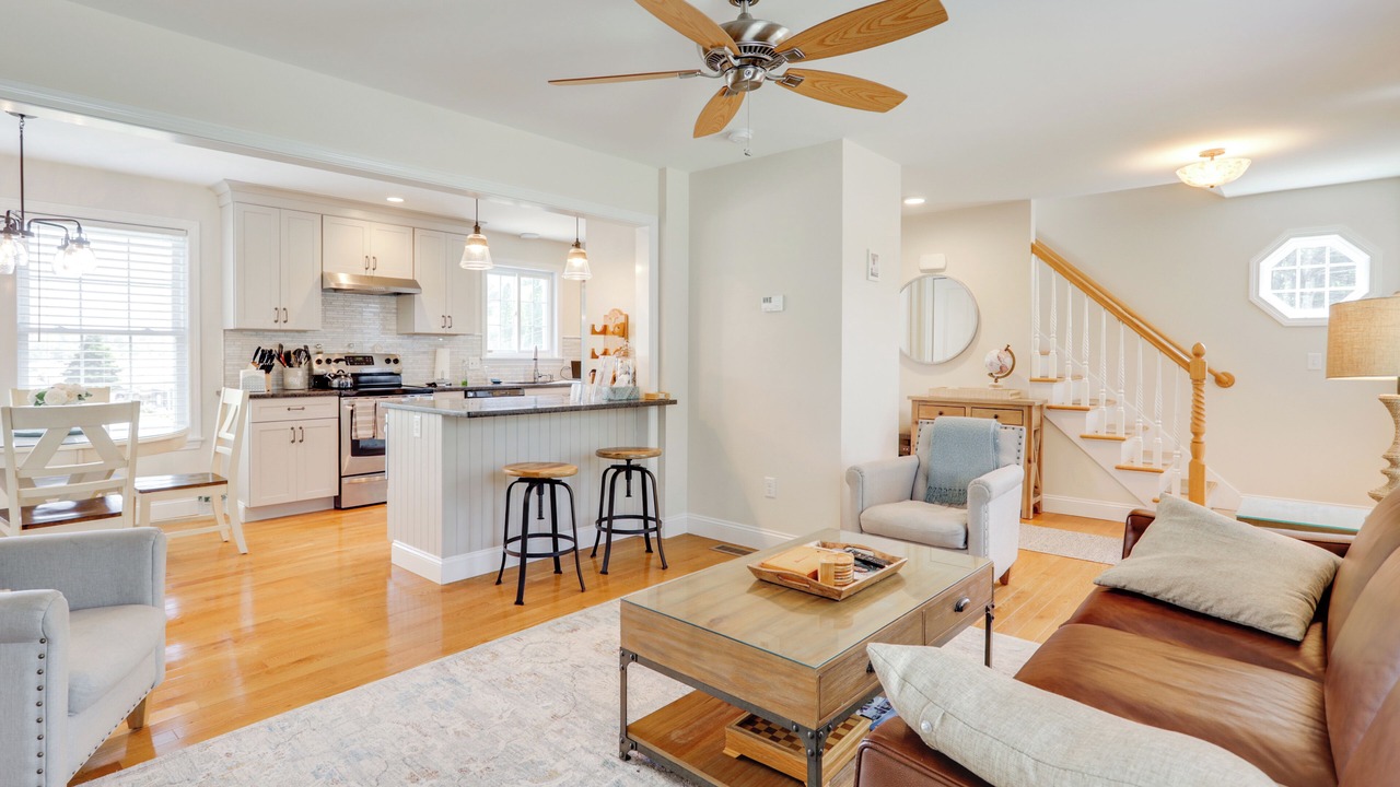 Photo of Livingroom in Pawcatuck