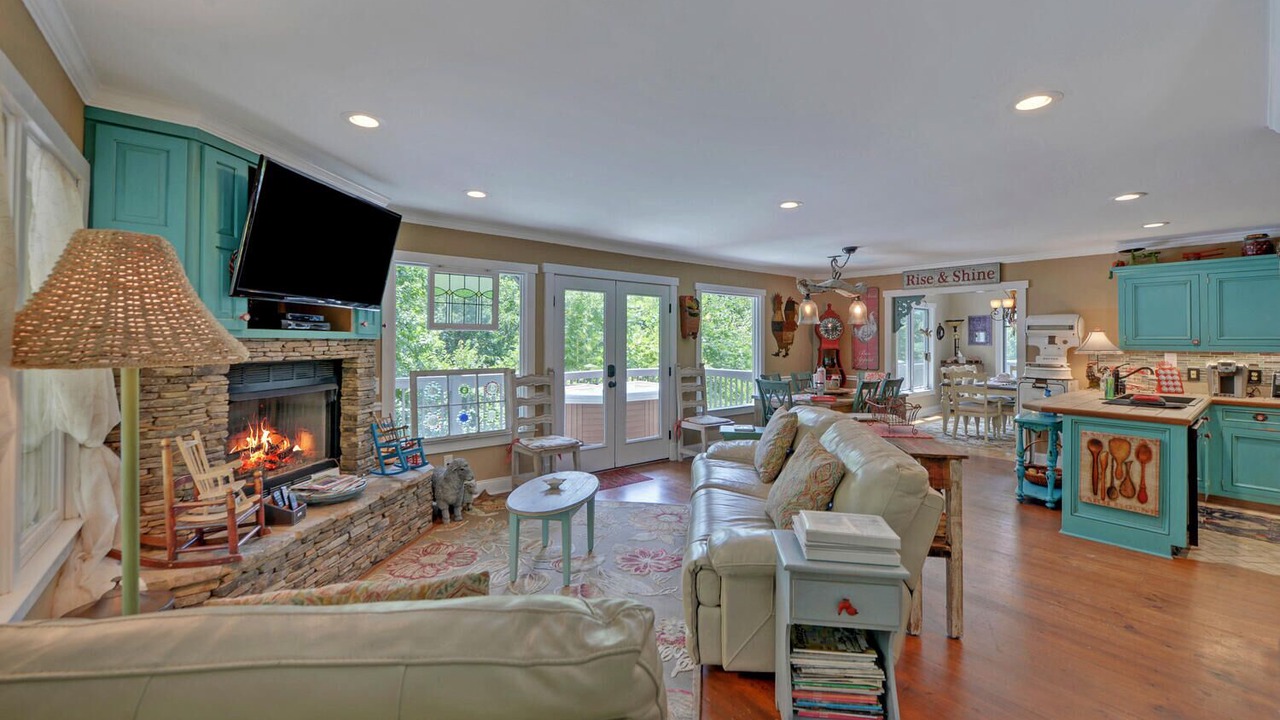 Photo of Livingroom in Helen