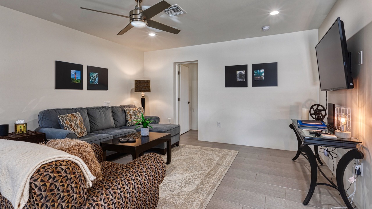 Photo of Bedroom in Paradise Valley Village