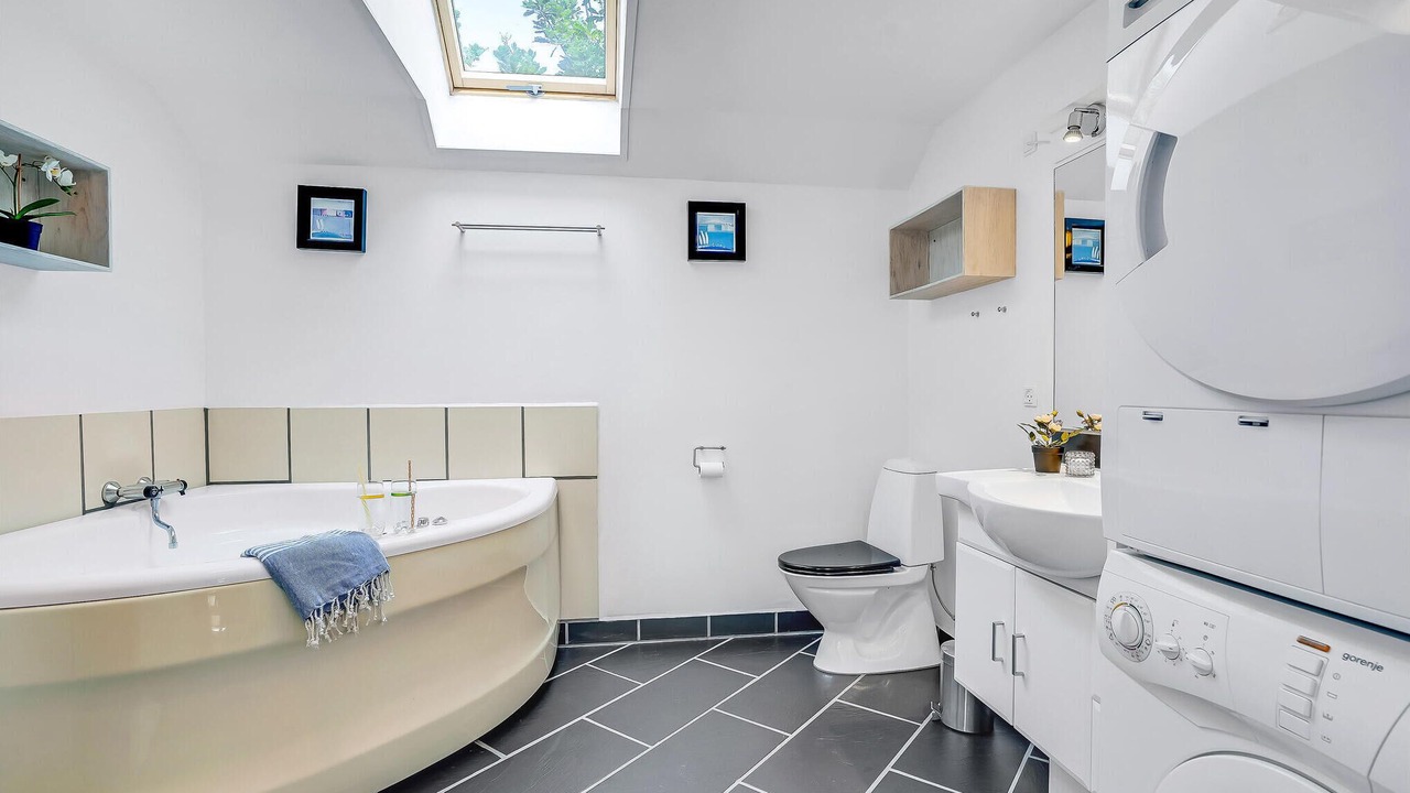 Photo of Bathroom in Ringkøbing-Skjern Municipality