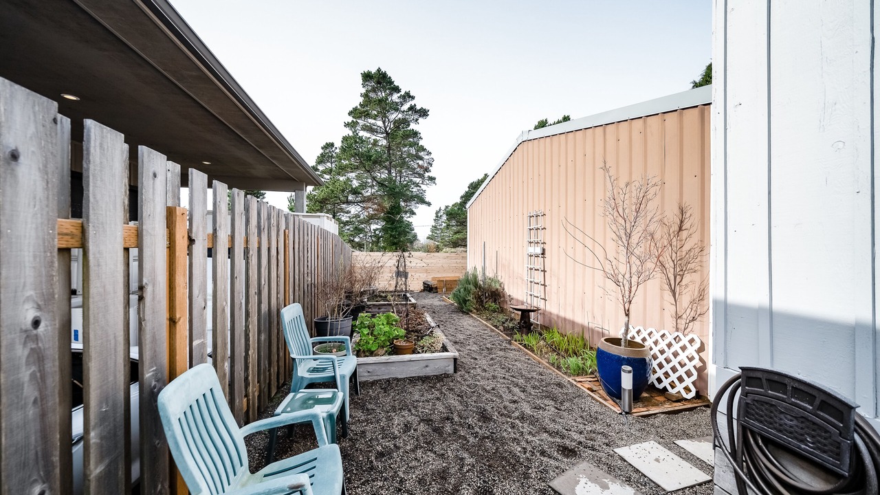 Photo of Patio Balcony in Manzanita