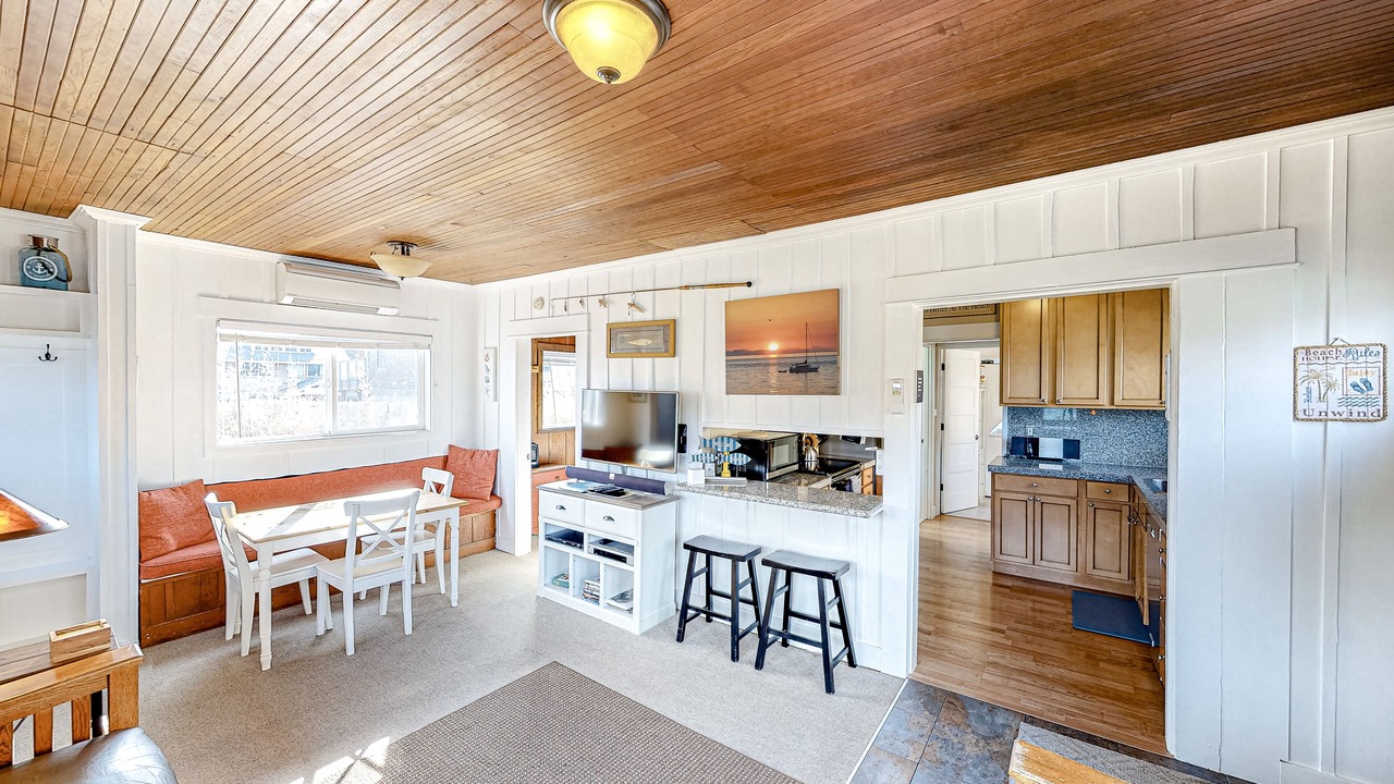 Photo of Livingroom in Manzanita