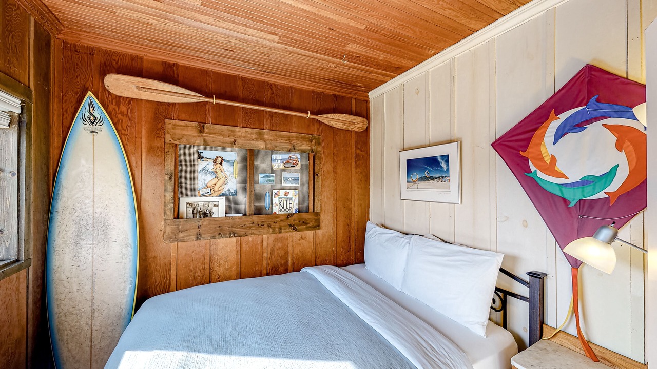 Photo of Bedroom in Manzanita