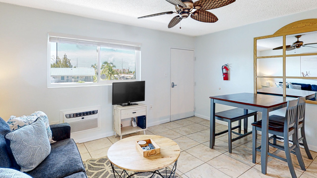 Photo of Livingroom in Marathon