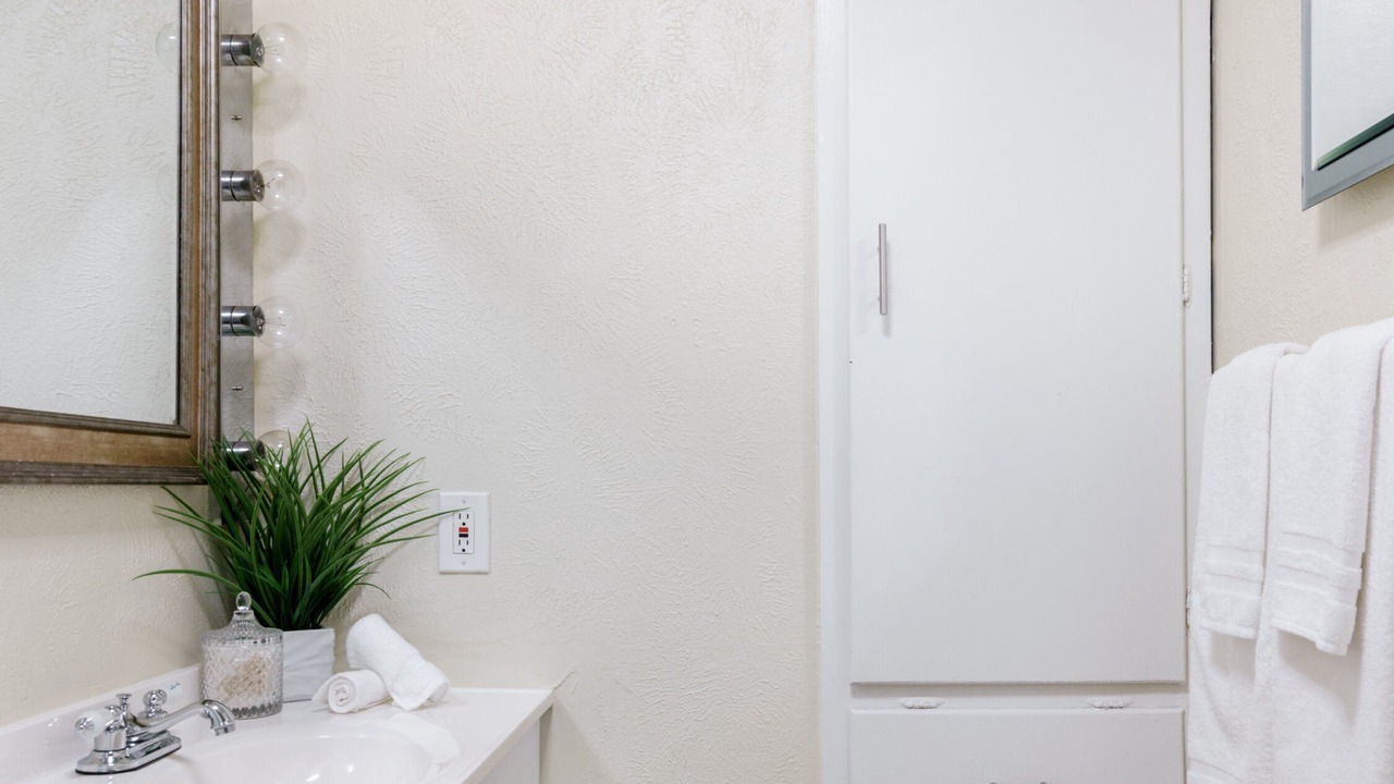 Photo of Bathroom in Oak Lawn