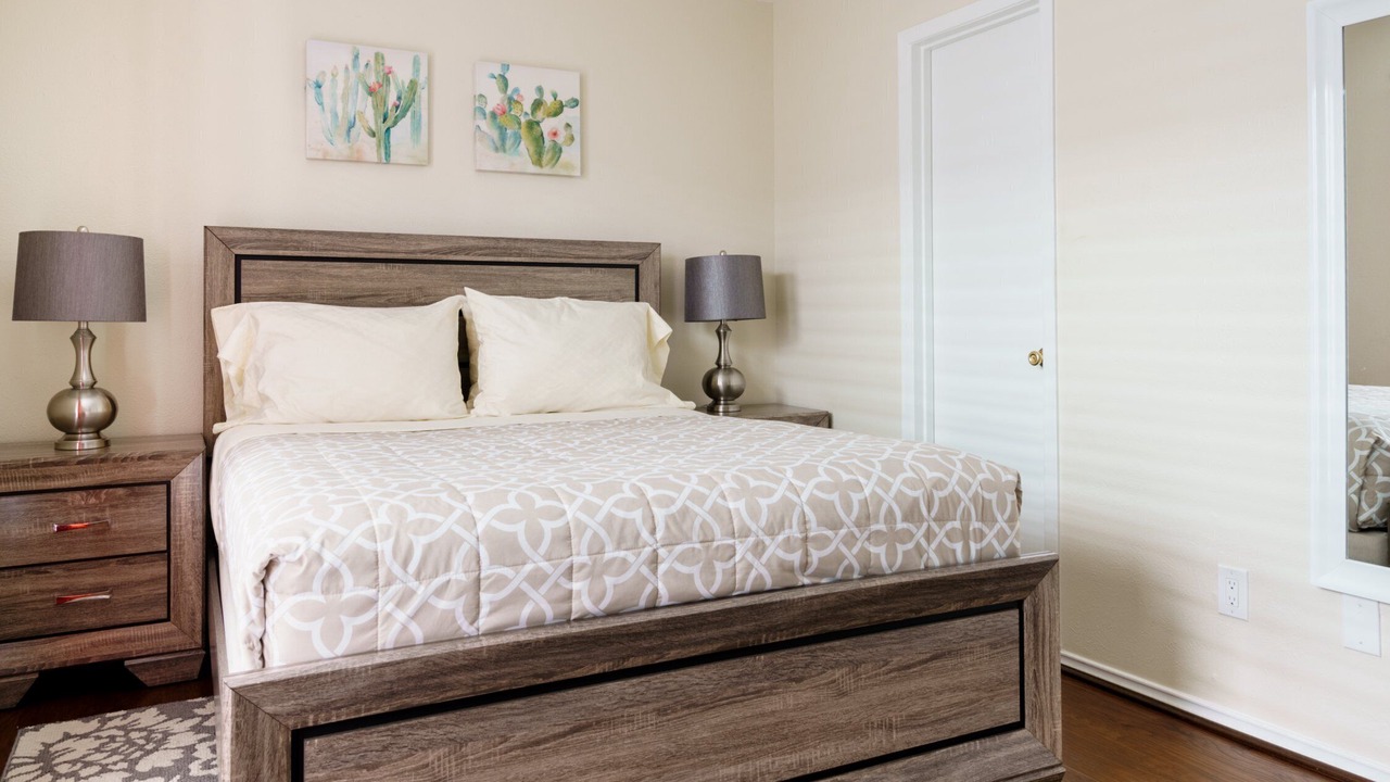 Photo of Bedroom in Oak Lawn
