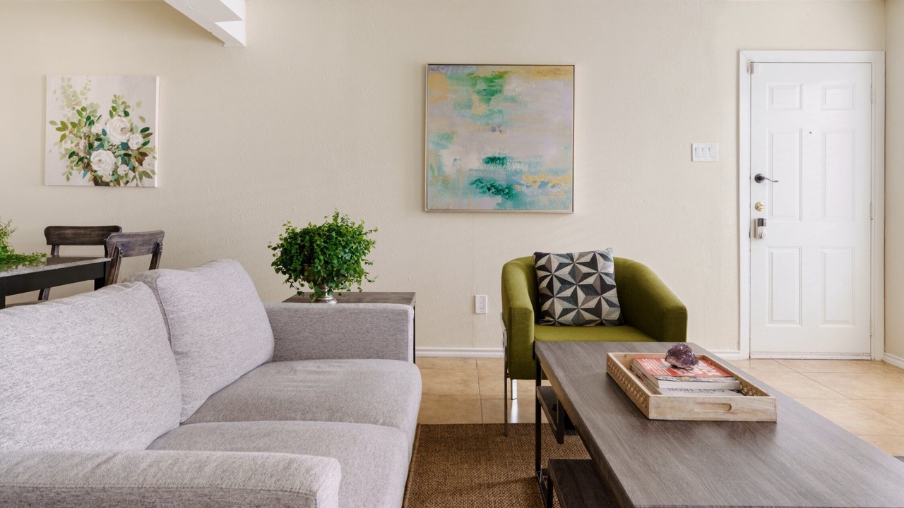 Photo of Livingroom in Oak Lawn