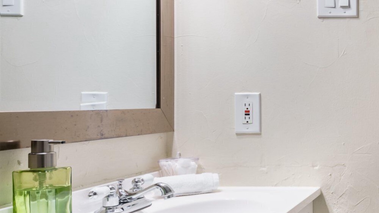 Photo of Bathroom in Oak Lawn
