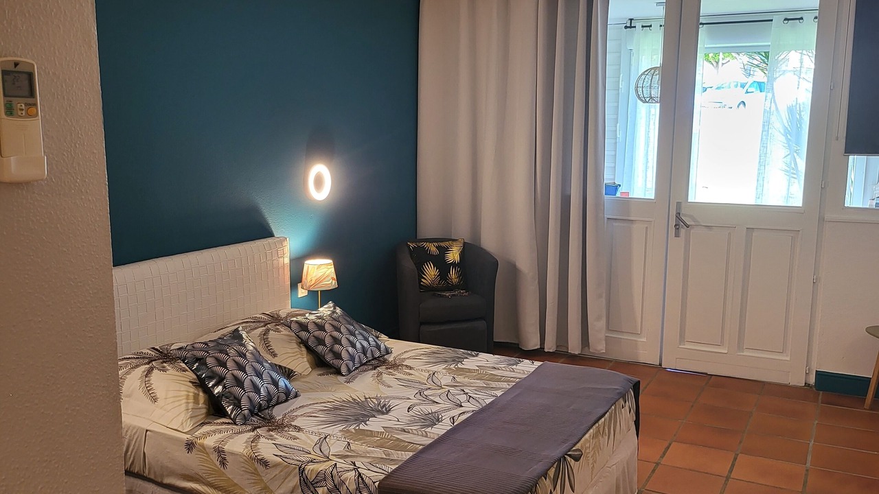 Photo of Bedroom in Anse des Rochers