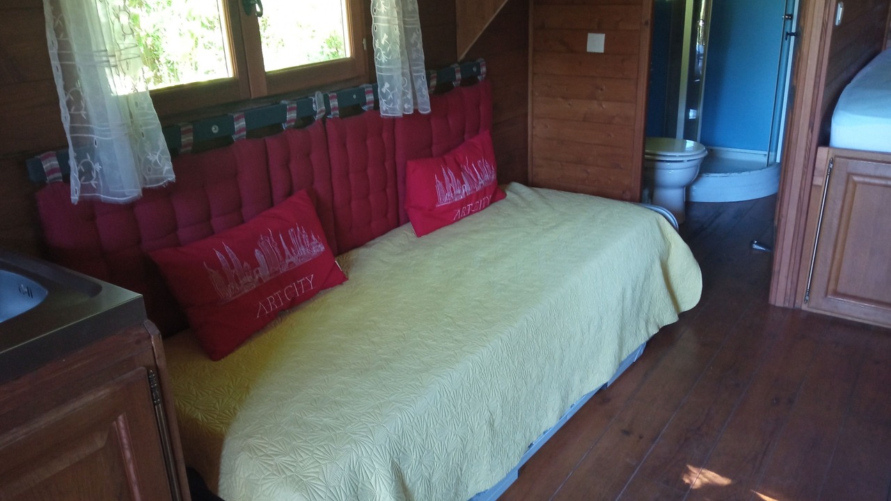 Photo of Bedroom in Saint-Martin-des-Champs