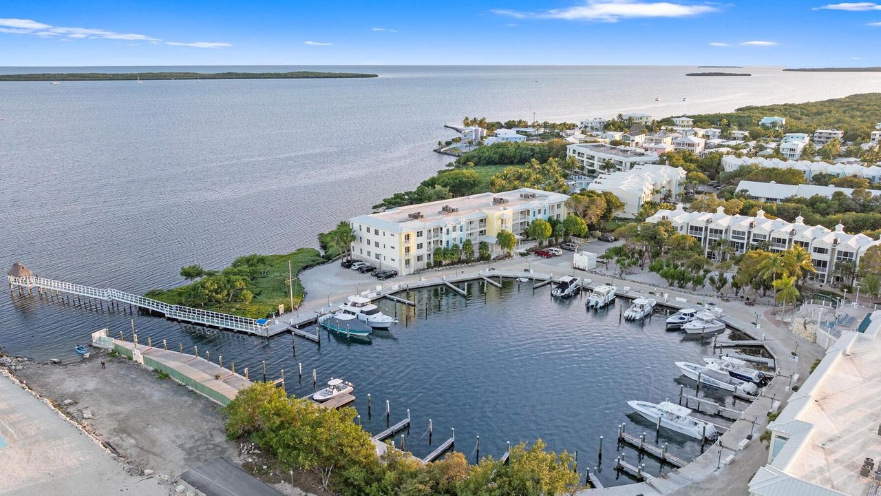 Photo of Others in Rock Harbor