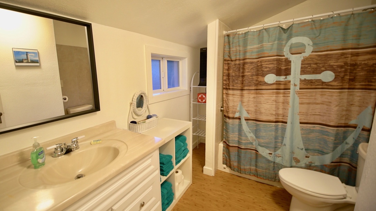 Photo of Bathroom in Seaside