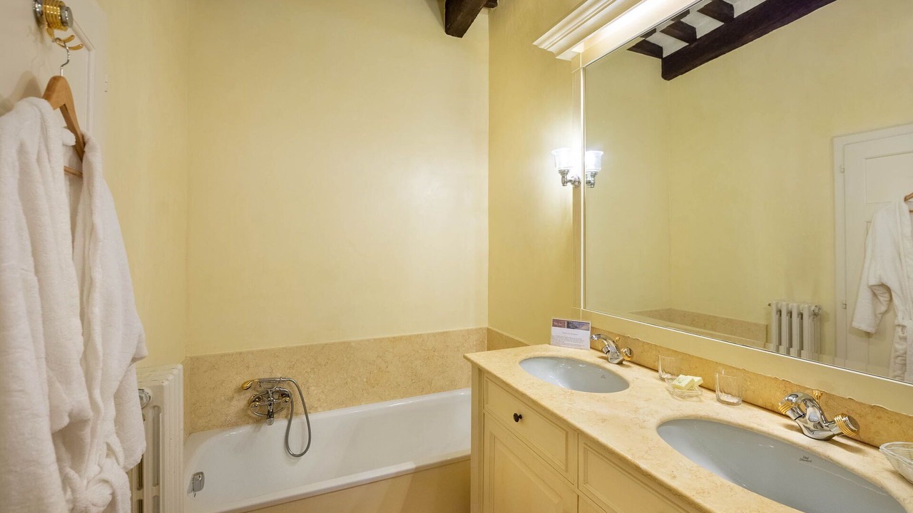 Photo of Bathroom in Lucca