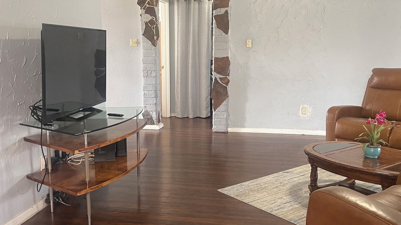 Photo of Livingroom in Rowlett