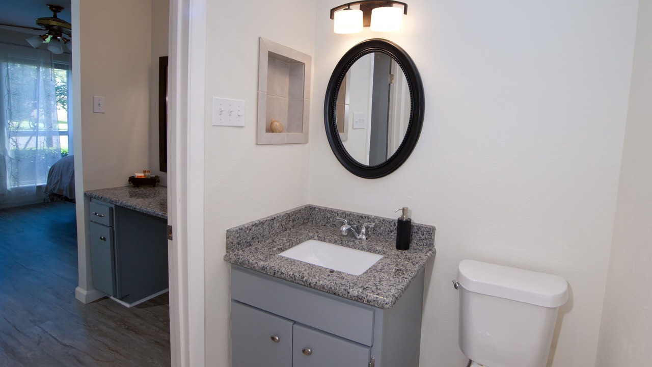 Photo of Bathroom in Farmers Branch