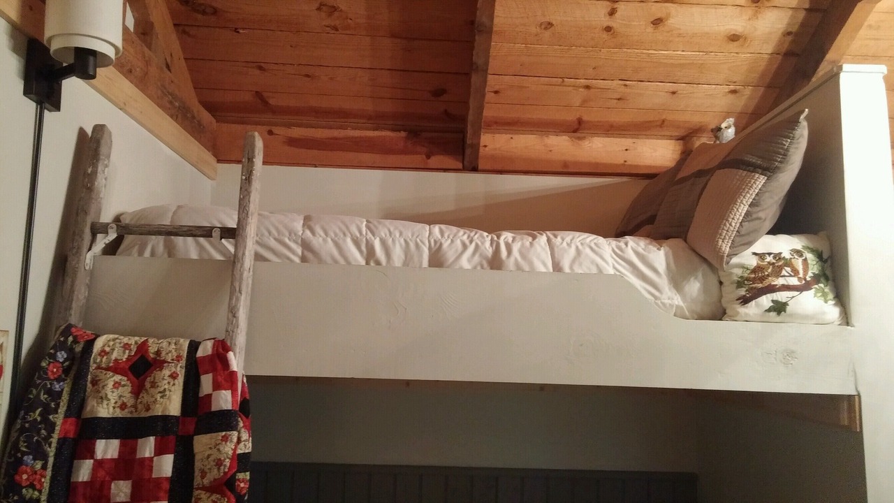 Photo of Bedroom in Blairsville