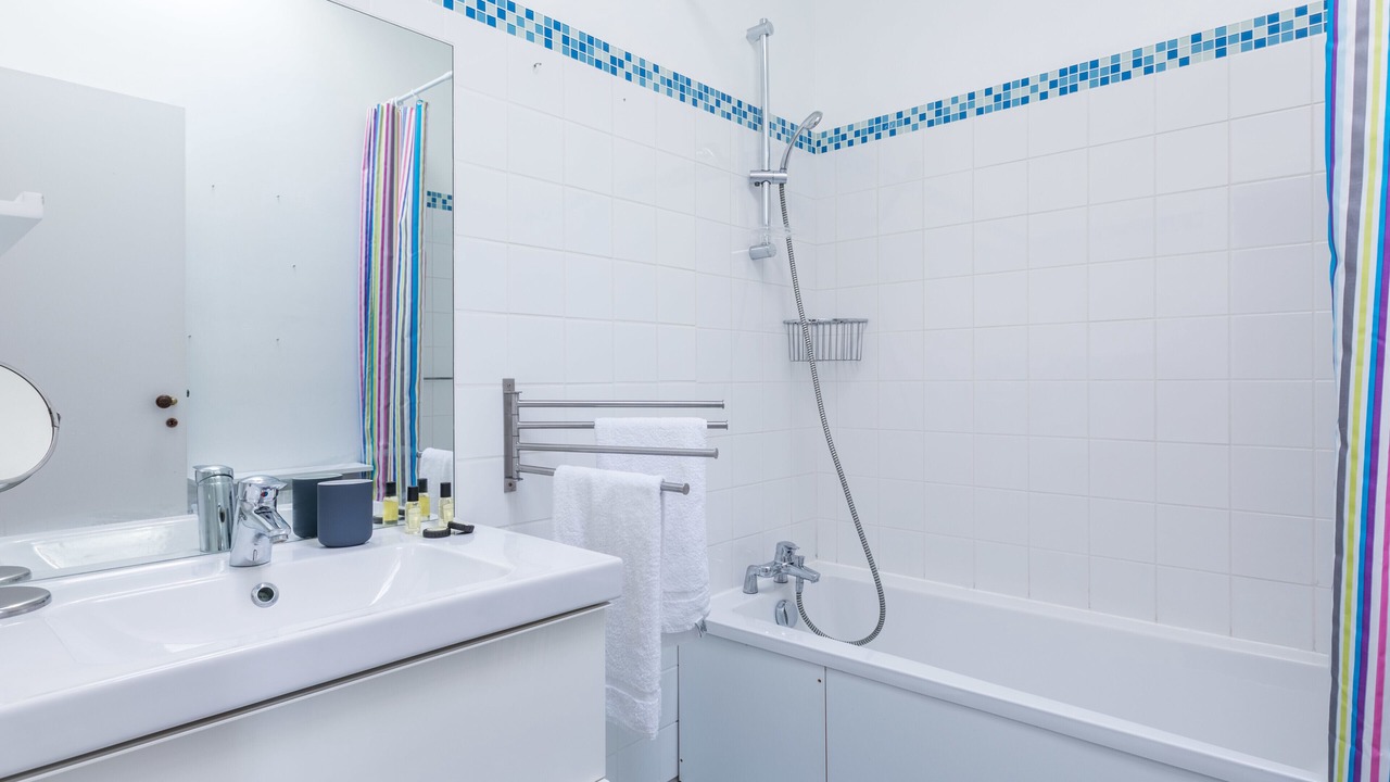 Photo of Bathroom in Saint Seurin - Fondaudege