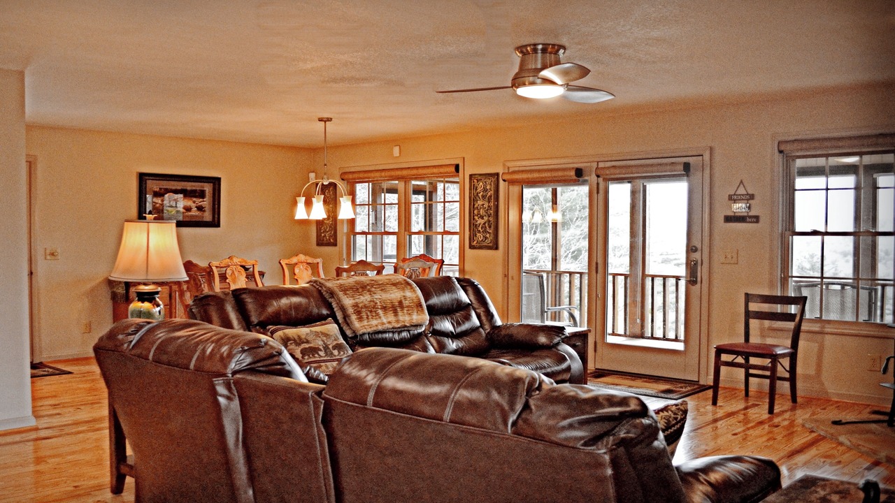 Photo of Bedroom in Hiawassee