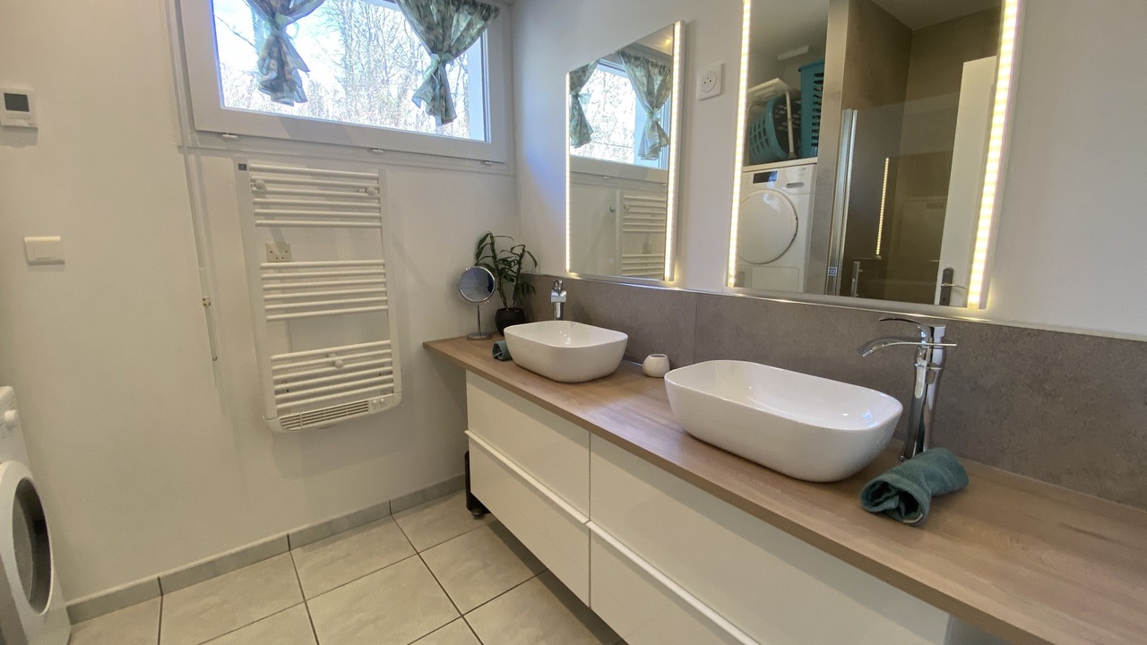 Photo of Bathroom in Crozon