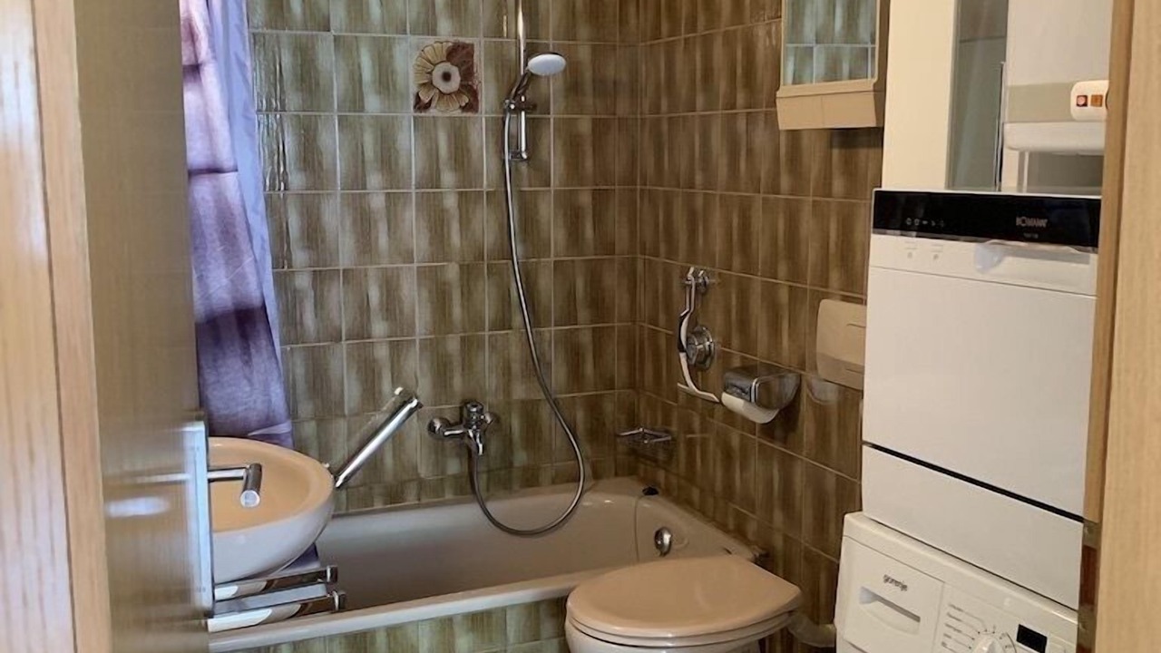 Photo of Bathroom in Schwanheim