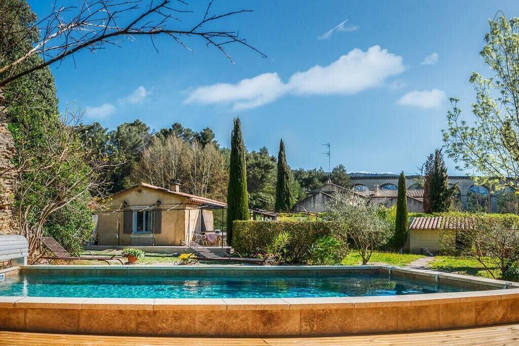Photo of Outdoor in L'Isle-sur-la-Sorgue