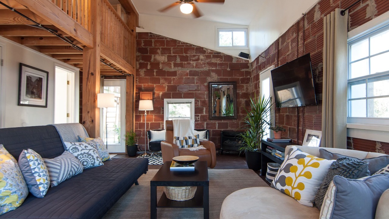 Photo of Bedroom in Breeze Hill