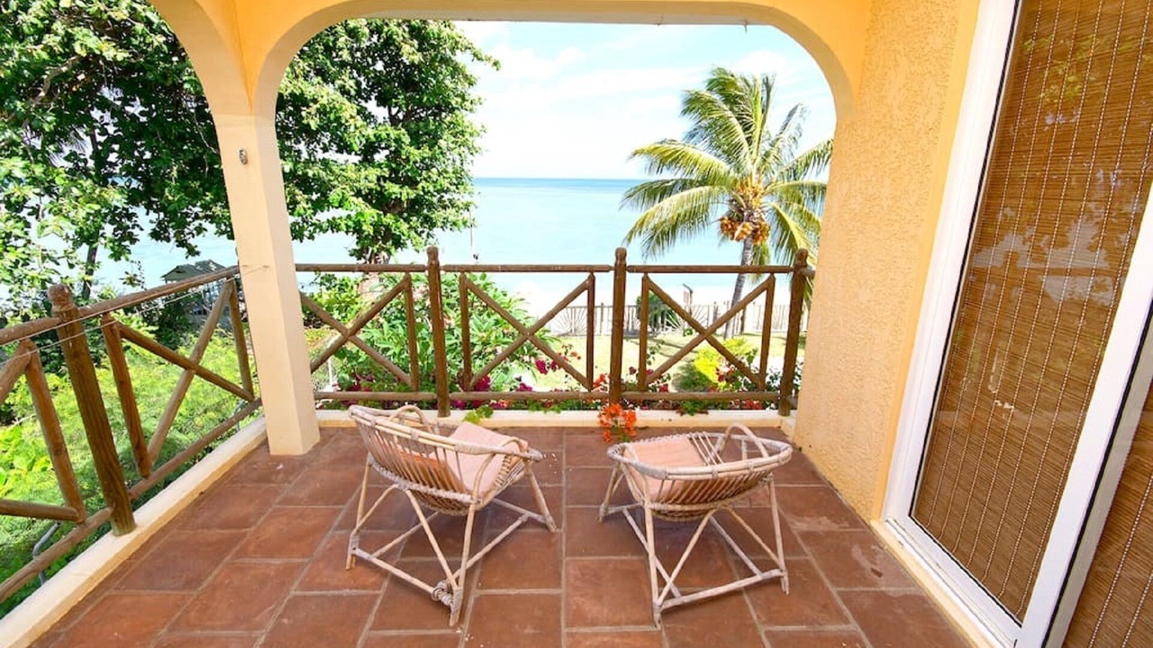 Photo of Patio Balcony in Tombeau Bay