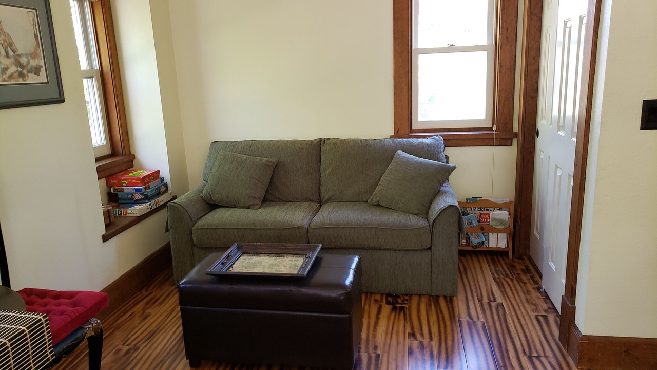 Photo of Livingroom in Siskiyou-Hargadine Historic District