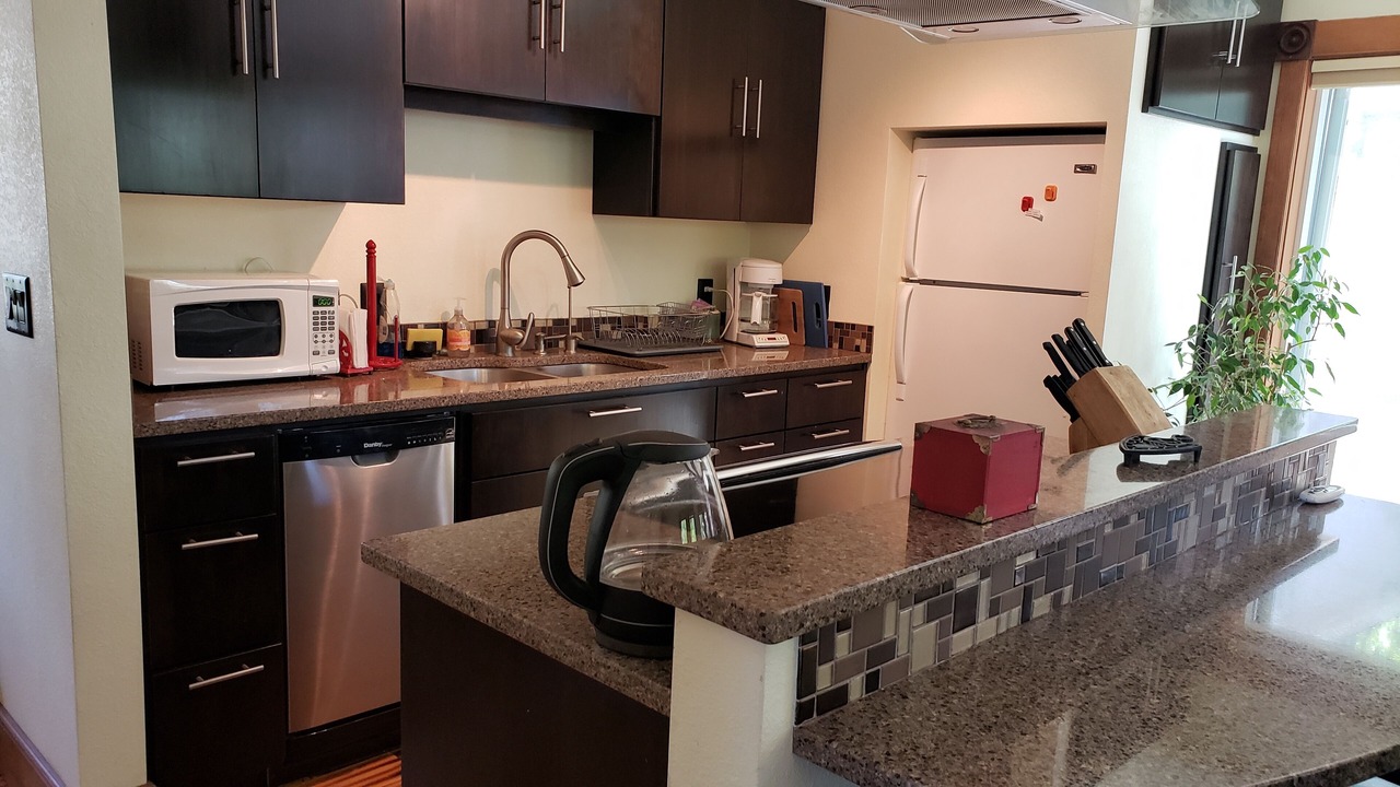 Photo of Kitchen in Siskiyou-Hargadine Historic District