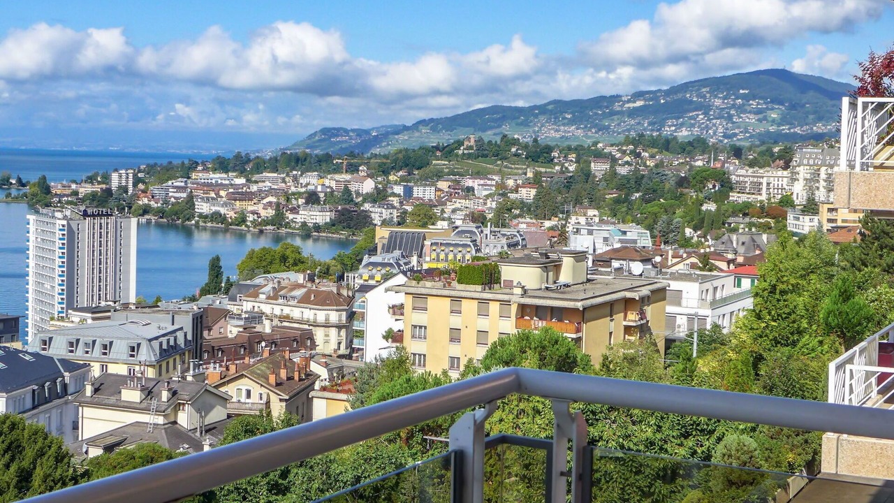 Photo of Others in Montreux