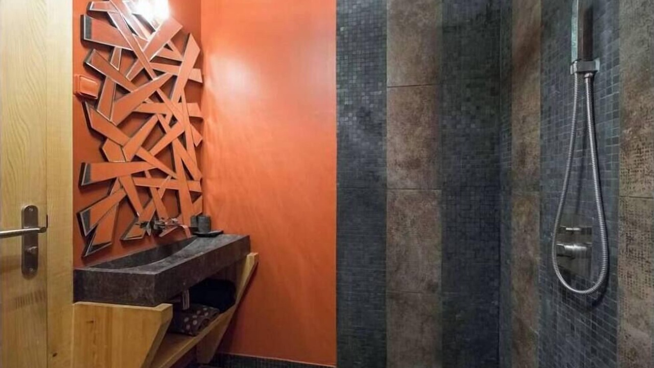 Photo of Bathroom in Ventron