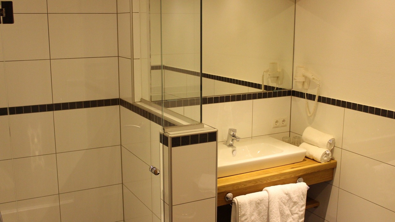 Photo of Bathroom in Mosern