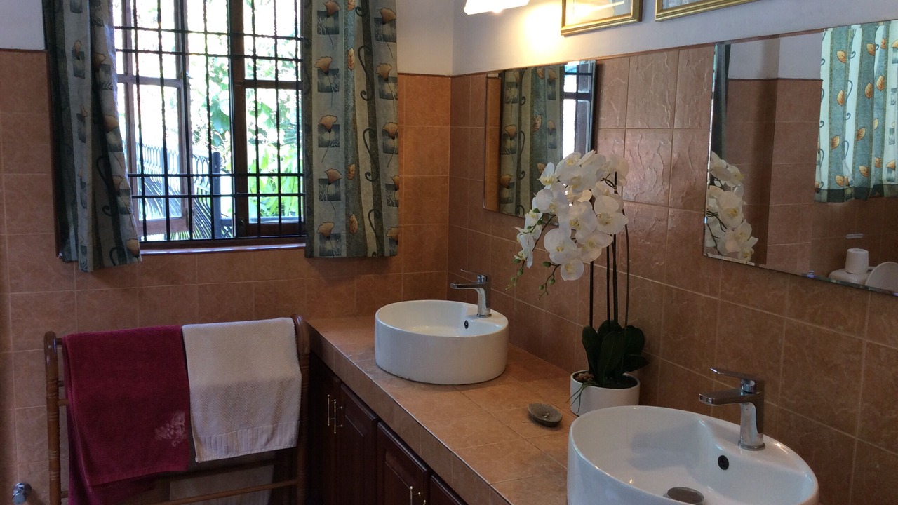 Photo of Bathroom in Kandy