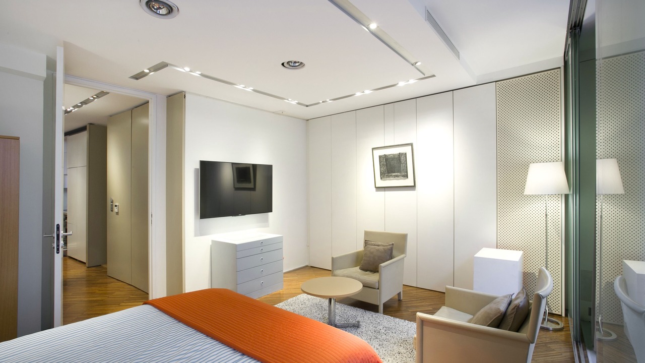 Photo of Bedroom in 8th Arrondissement