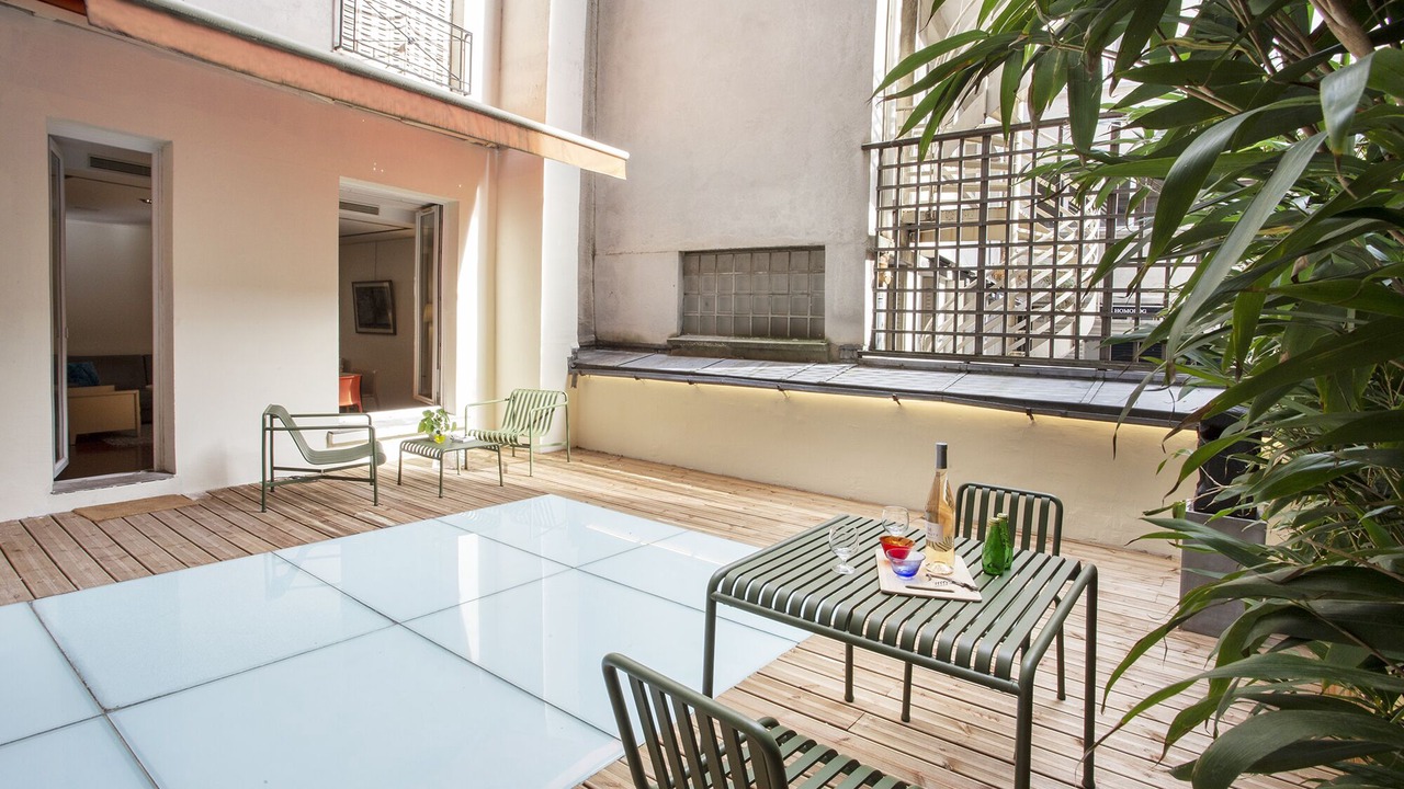 Photo of Patio Balcony in 8th Arrondissement
