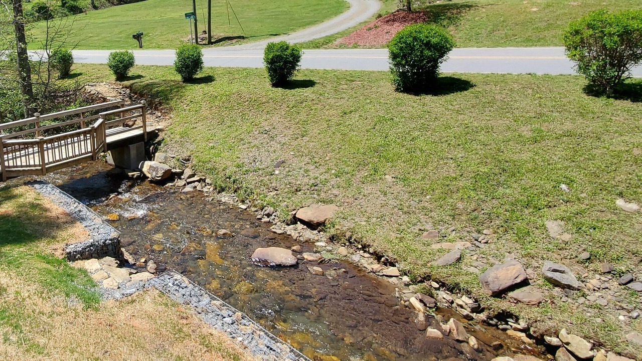 Photo of Outdoor in Upper Peachtree