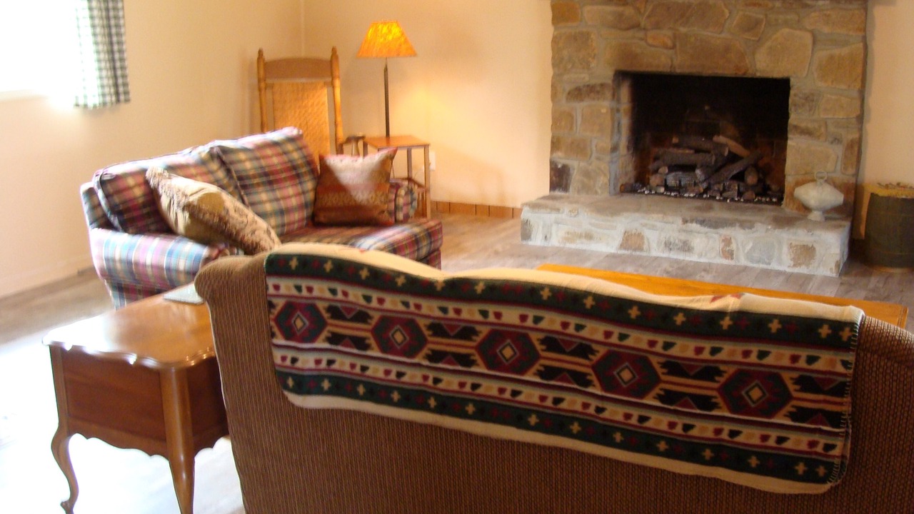 Photo of Livingroom in Hiawassee