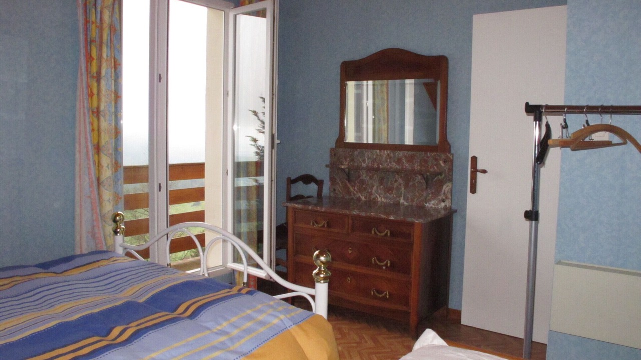 Photo of Bedroom in Linthal
