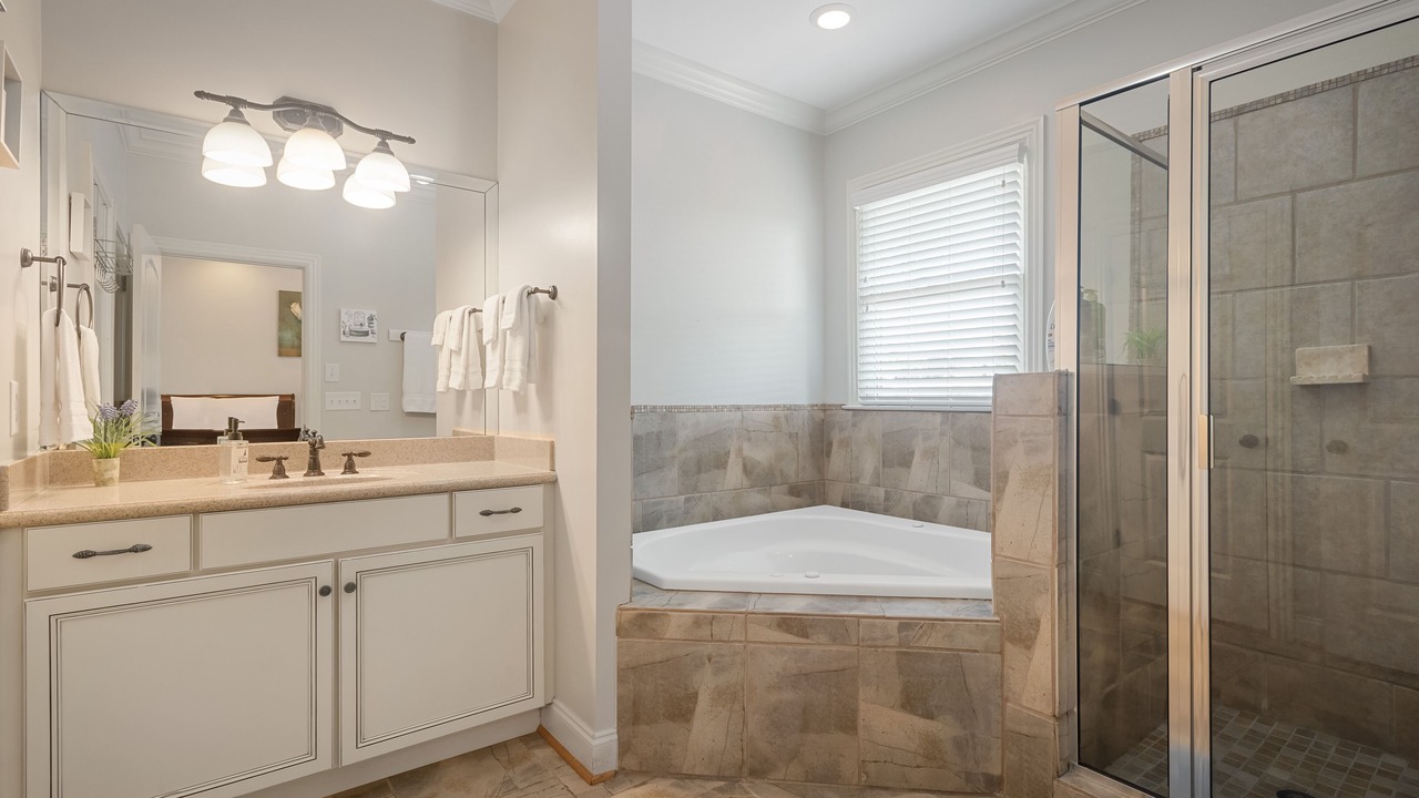 Photo of Bathroom in Hope Gardens