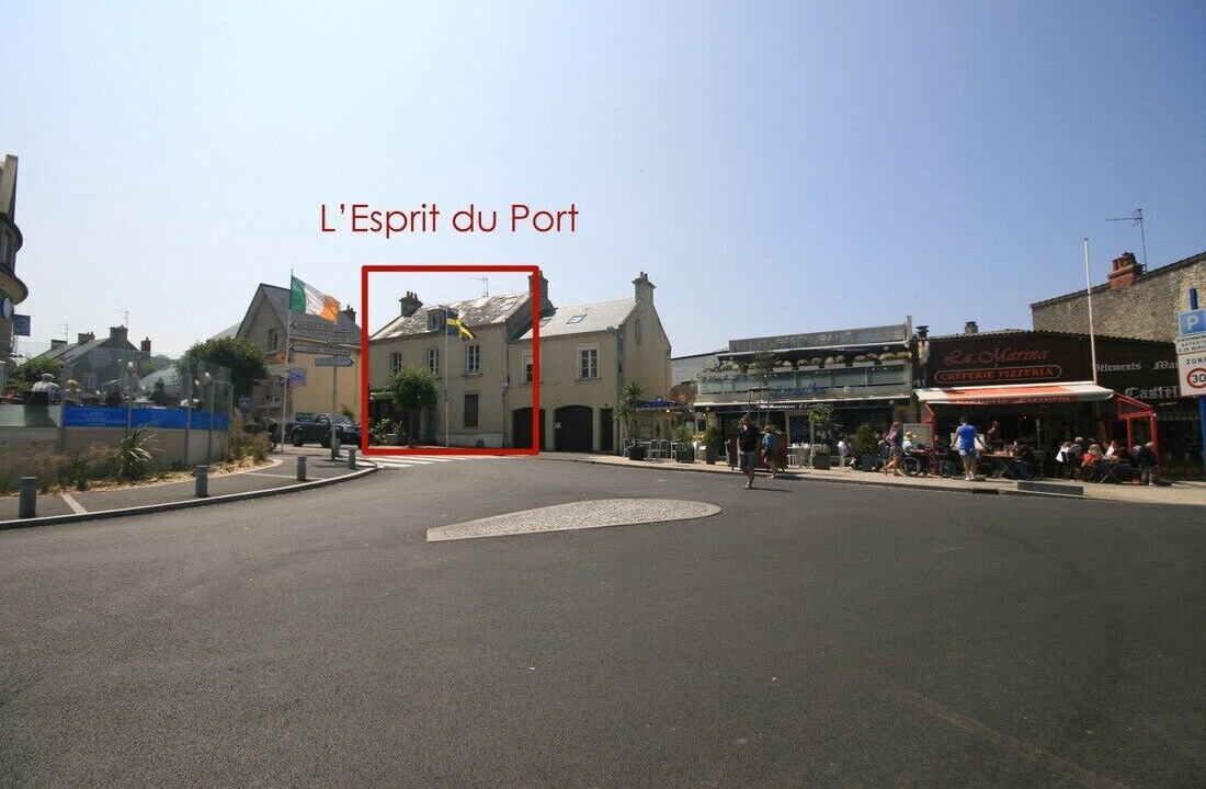 Photo of Others in Port-en-Bessin-Huppain