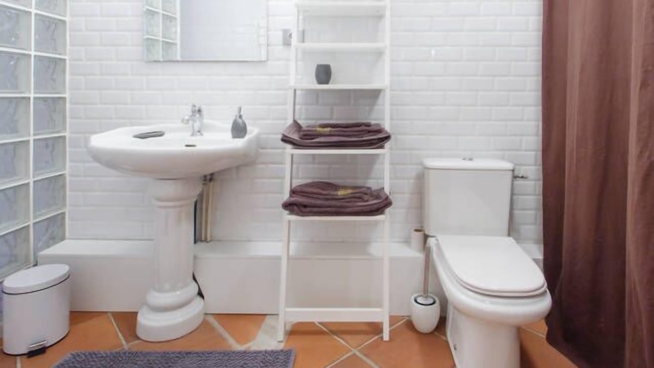 Photo of Bathroom in Hotel de Ville - Quinconces