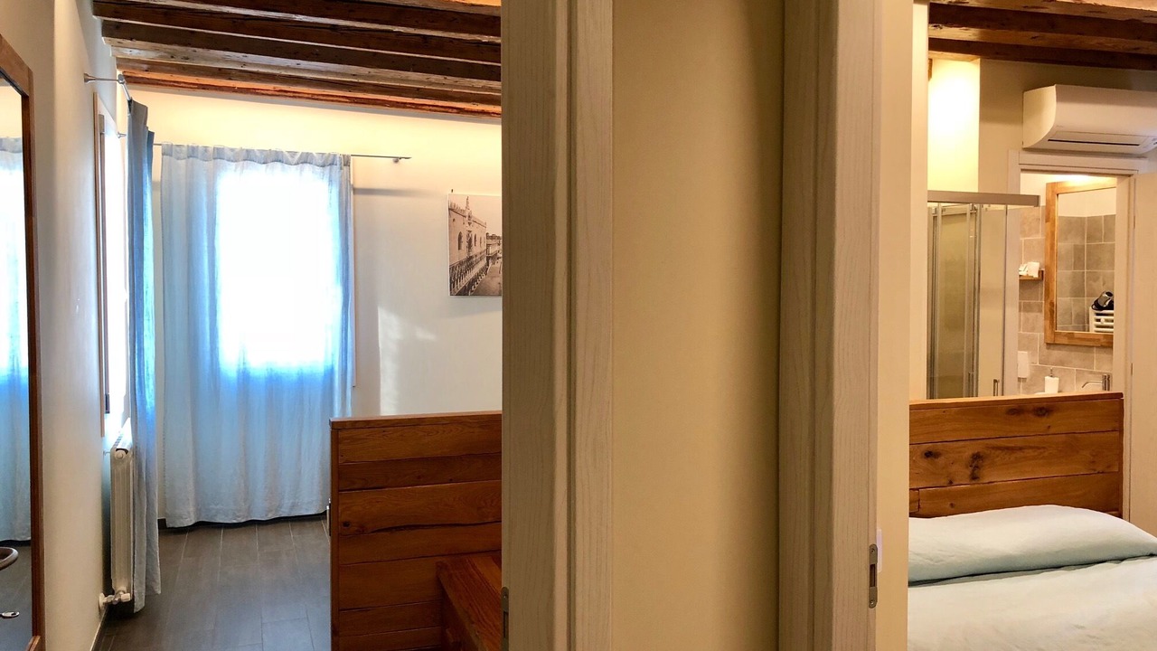 Photo of Bedroom in Dorsoduro