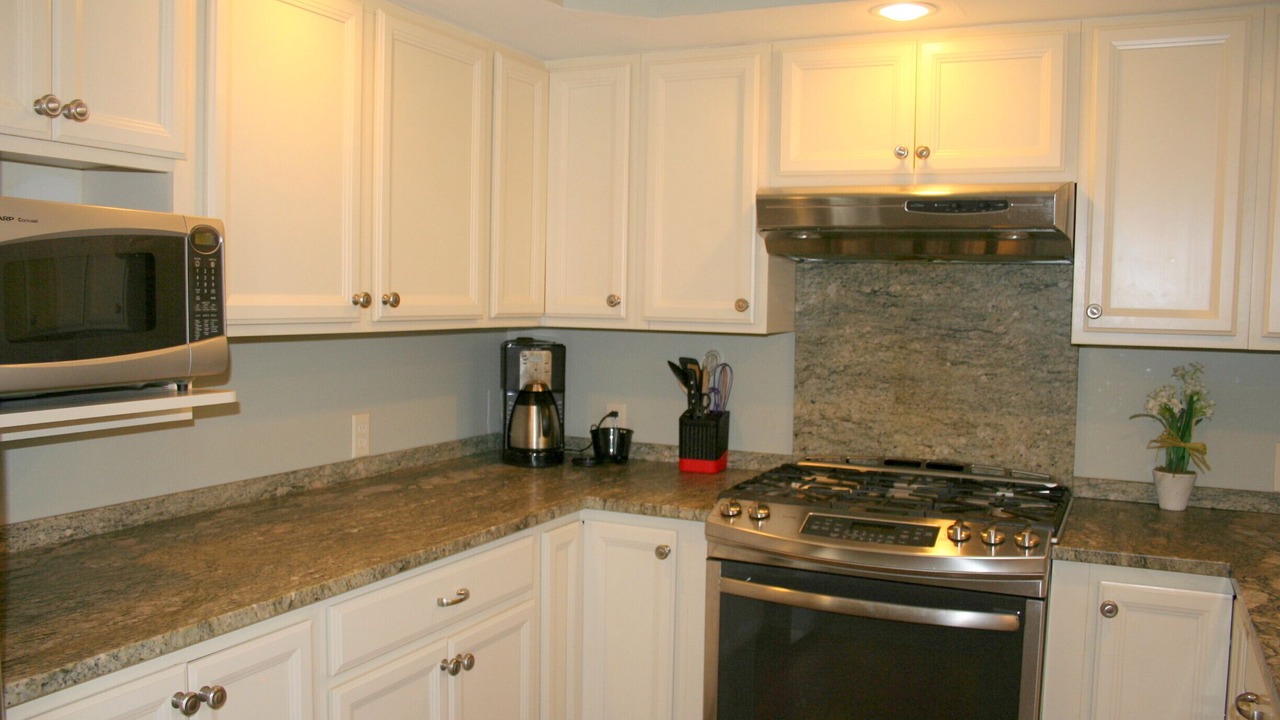 Photo of Kitchen in Saunderstown