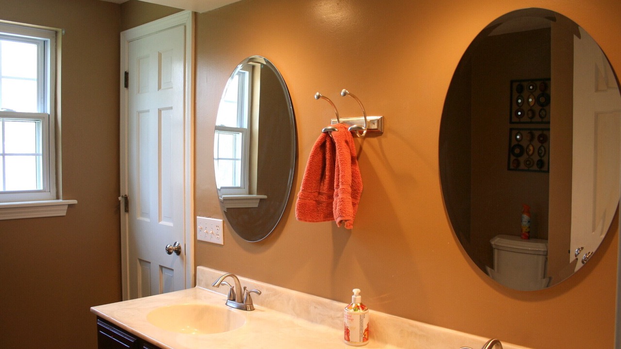 Photo of Bathroom in Saunderstown