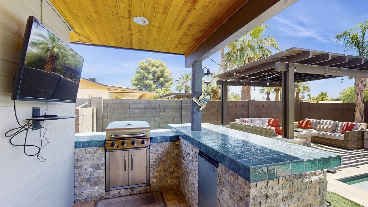Photo of Patio Balcony in Paradise Valley Village