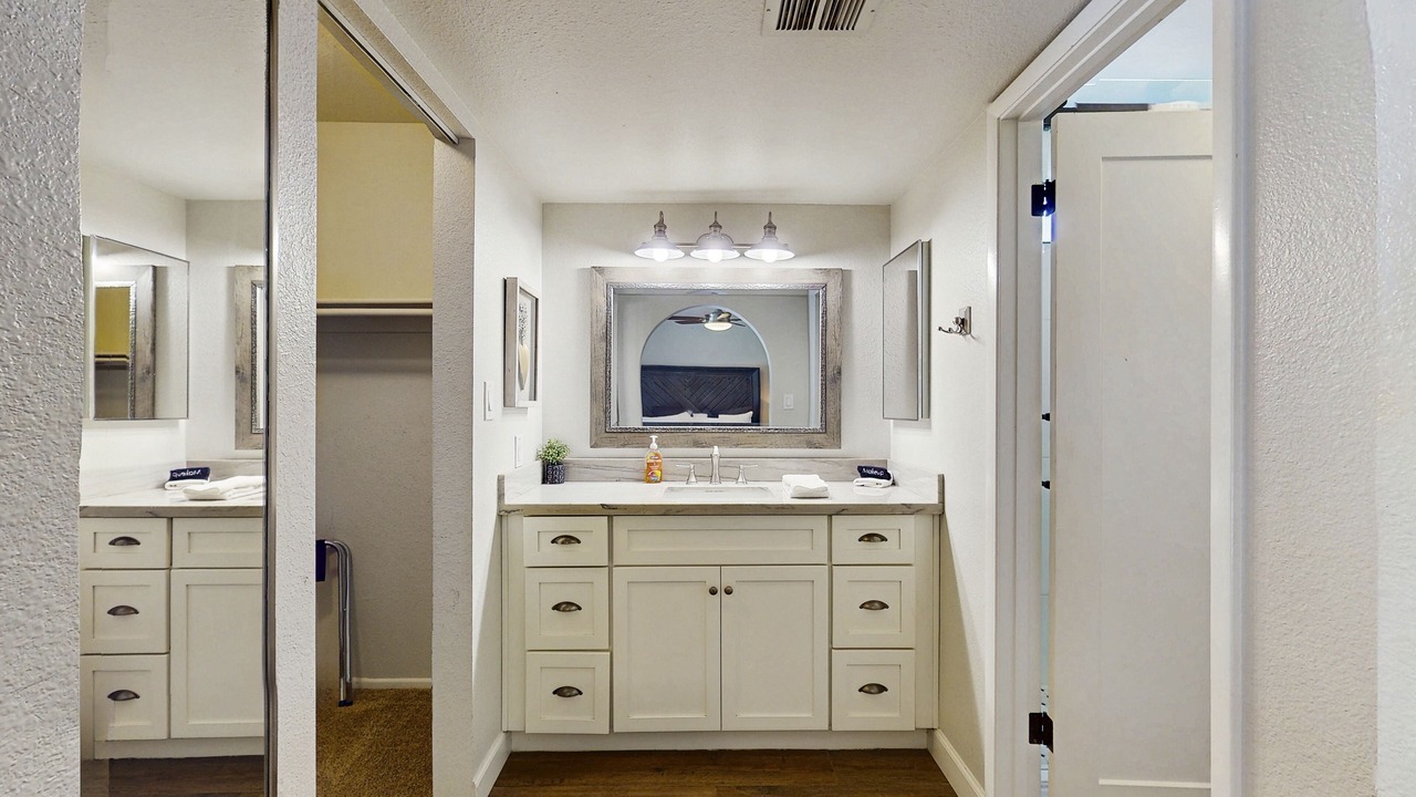 Photo of Bathroom in Paradise Valley Village