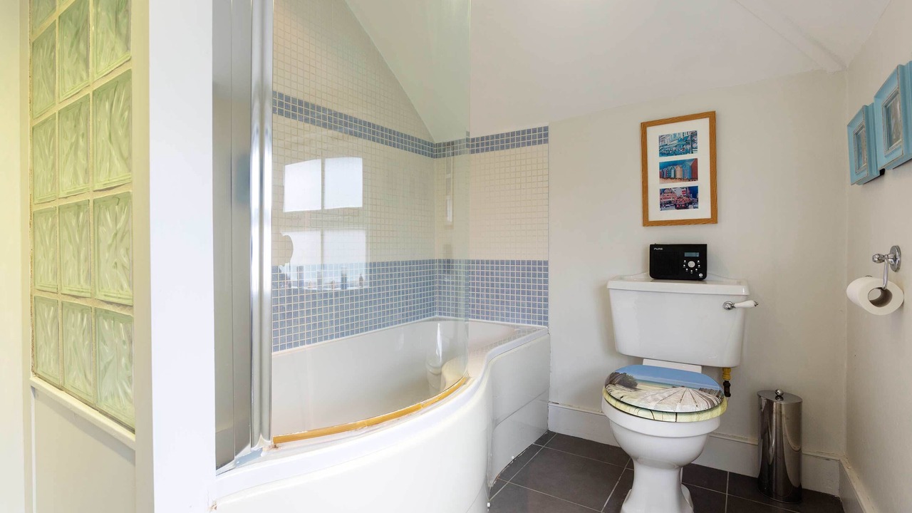 Photo of Bathroom in Wimbledon Park