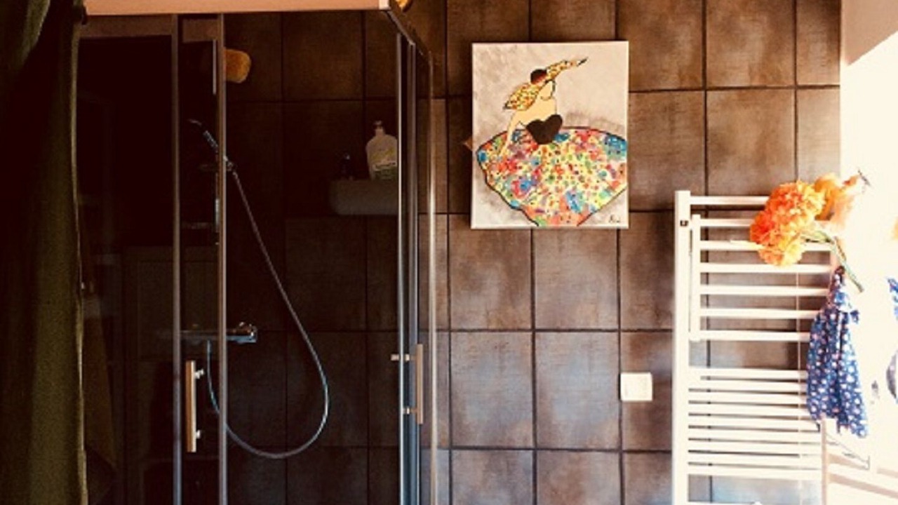 Photo of Bathroom in Nazelles-Negron