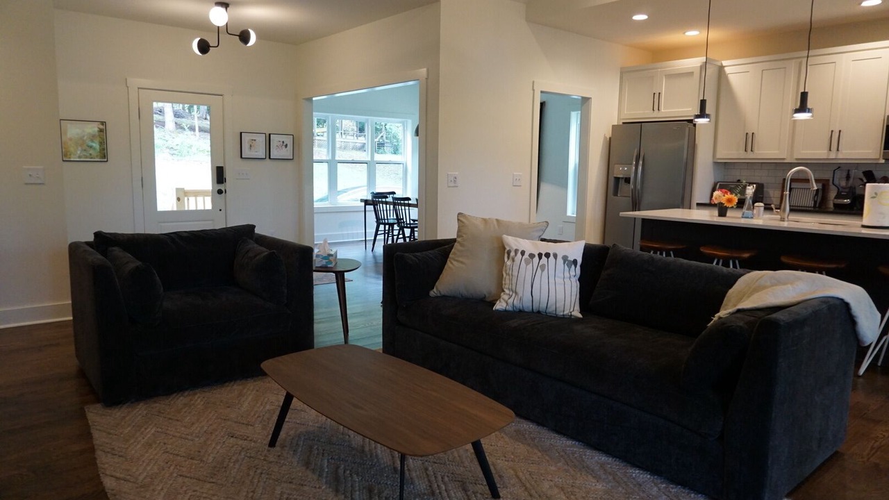 Photo of Bedroom in Hiawassee