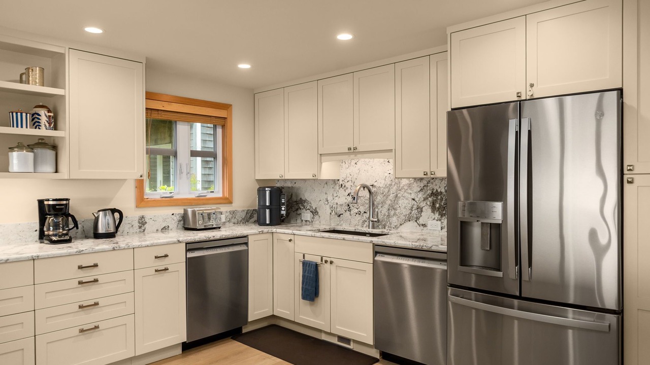 Photo of Kitchen in Manzanita